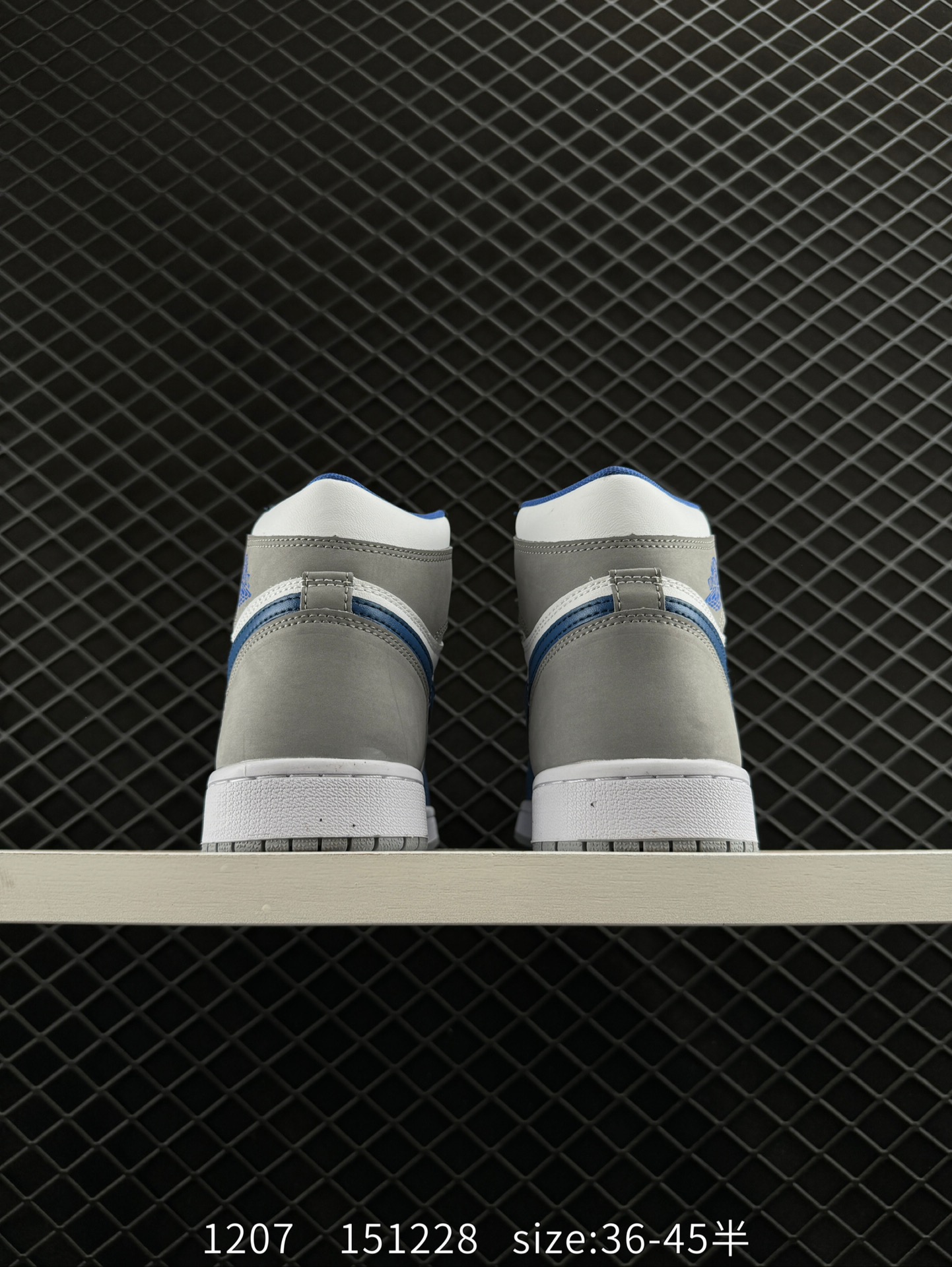 Nike AIR JORDAN 1 RETRO HIGH